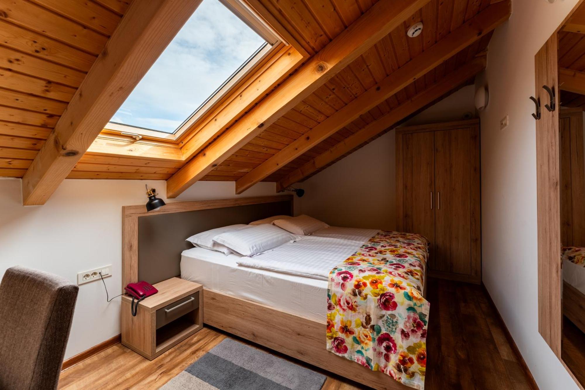 Bed&Breakfast Vinarija Coner Бьеловар Экстерьер фото