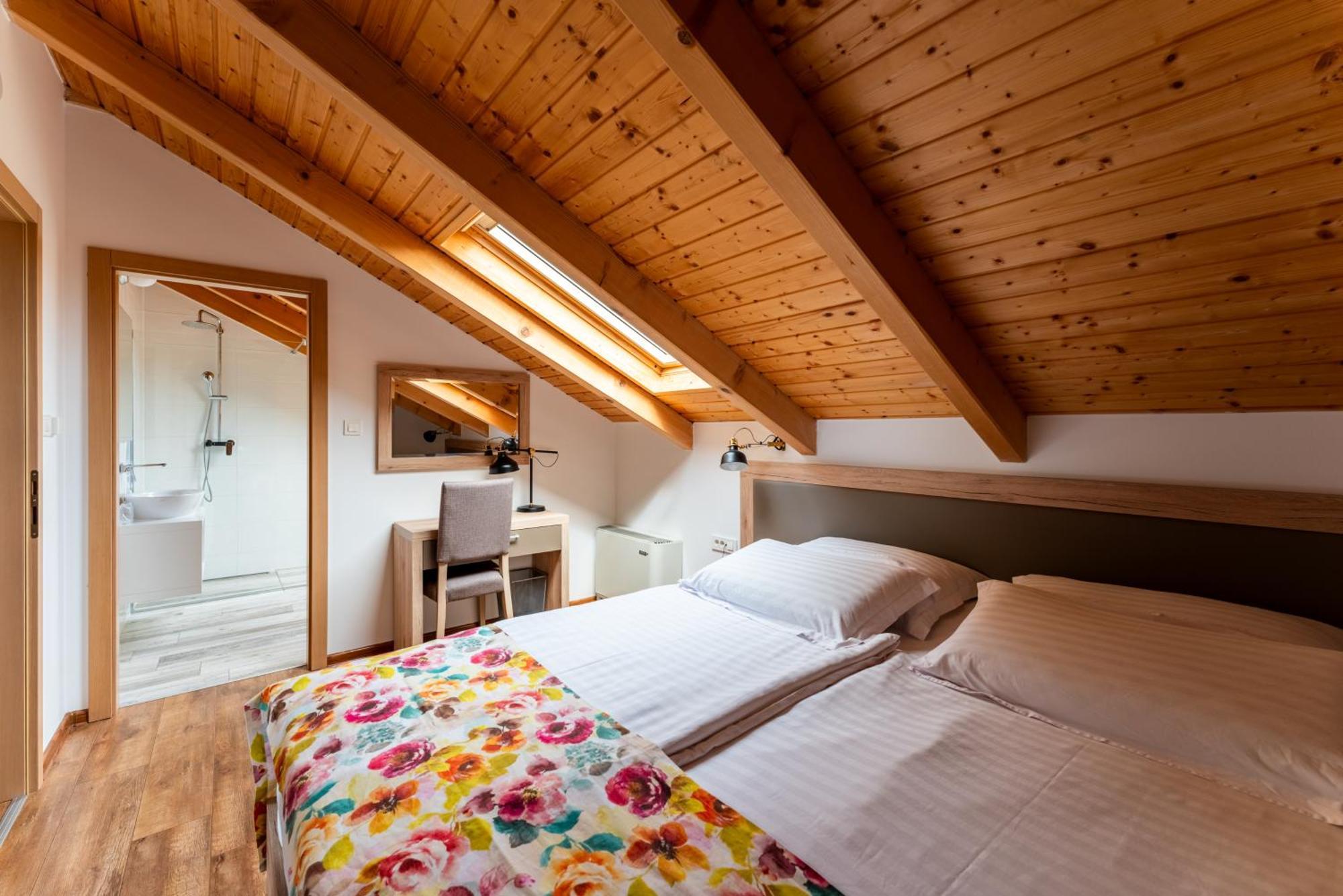 Bed&Breakfast Vinarija Coner Бьеловар Экстерьер фото